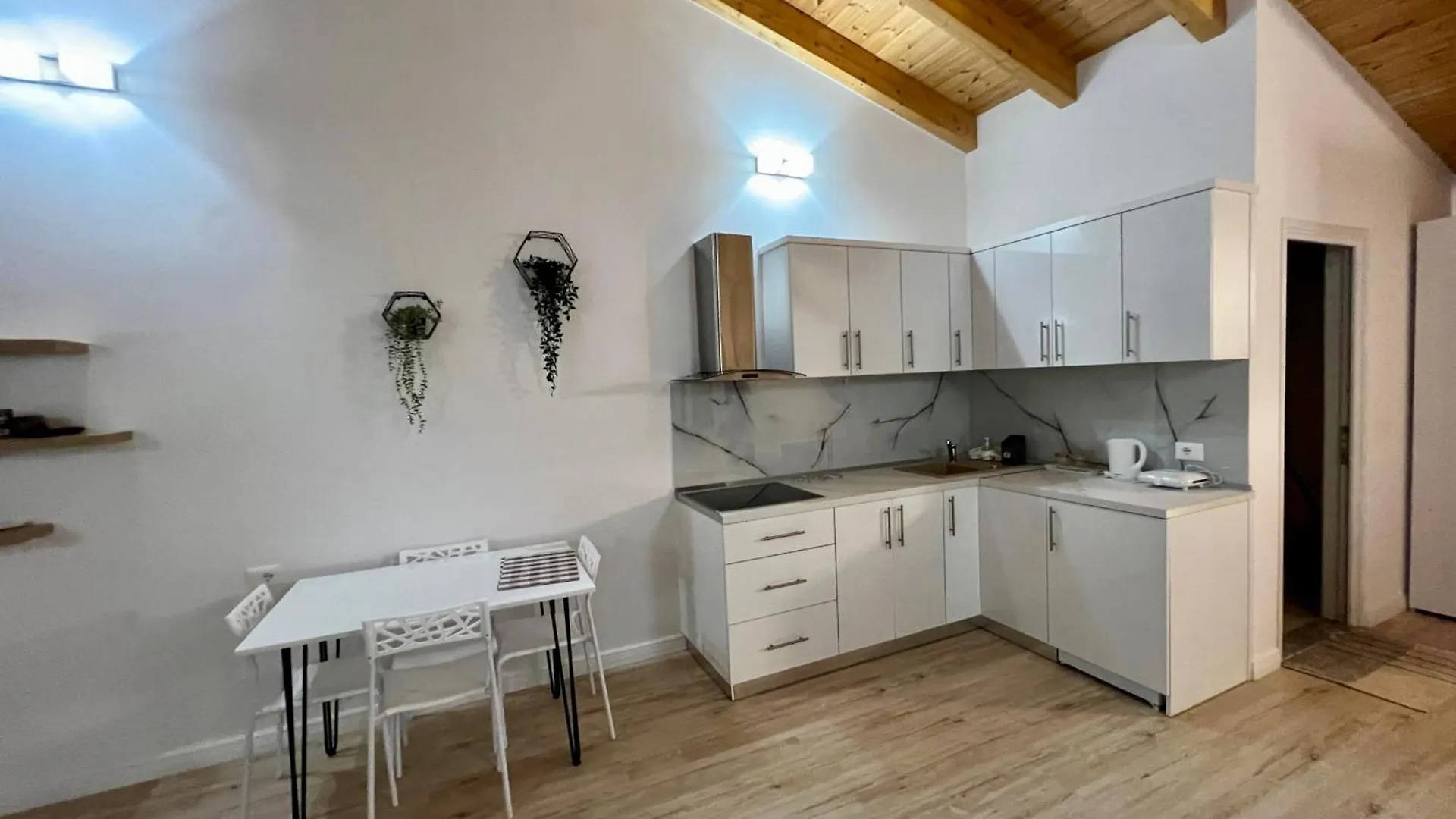 Villa-Koka-1 Ljaknasi